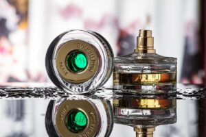 体温が高いと感じる時におすすめの香水は強い香りのもの？