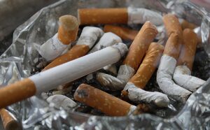 タバコ臭を消して好印象を与えるための効果的な方法は？
